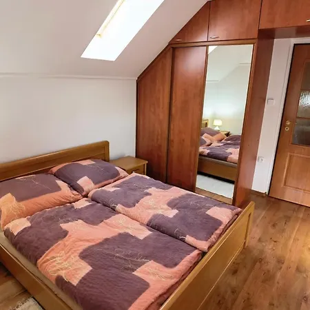 Krivy Kut Apartmán *